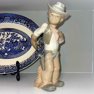 Lladro Sheriff Cowboy Puppet Retired Porcelain Glazed Figurine
